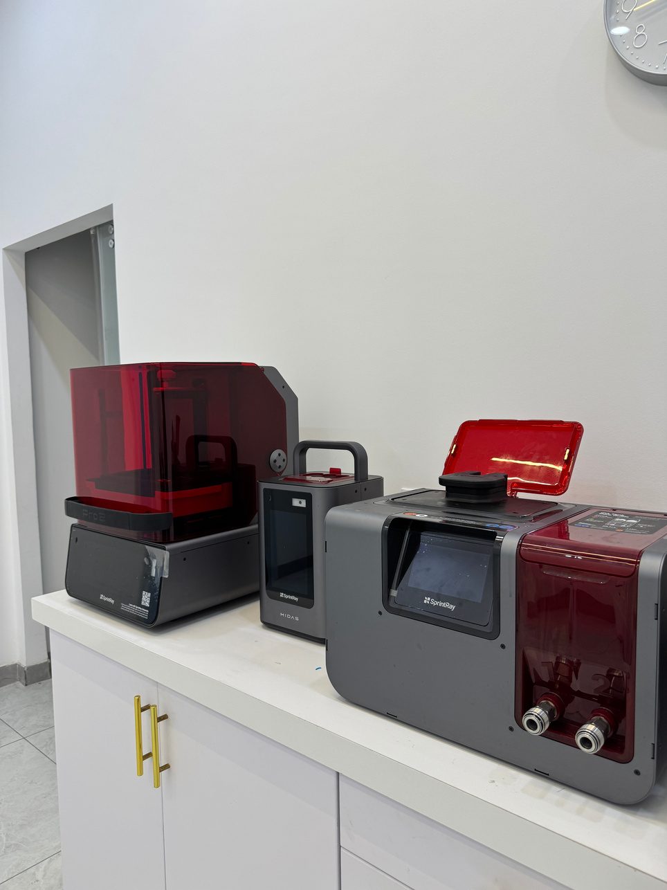 On-site 3D printing laboratory